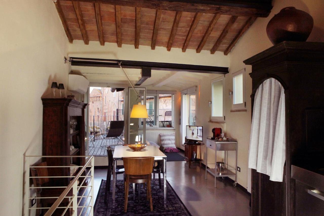 La Costarella - Central With Cozy Terrace Сиена Экстерьер фото